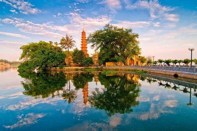 Shore Excursion: Full-day Hanoi City Tour from Halong Port - Ngoc Son Temple and its island setting
