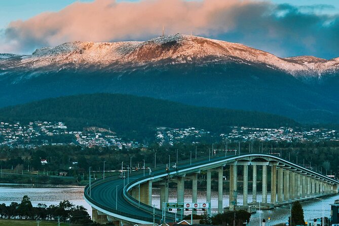Shore Excursion: Hobart Wanderer - Richmond brings a slower country-town pause