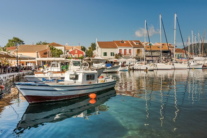 Shore Excursion Kefalonia, Lake Melissani, Myrtos Beach, Fiskardo - How the six-hour schedule works
