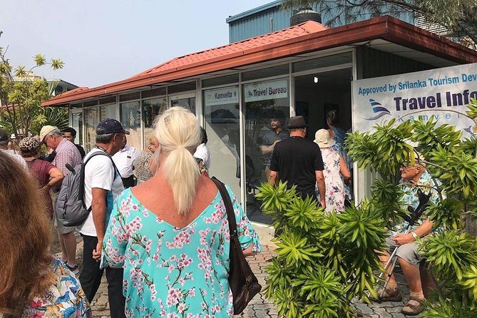 Shore Excursion Kelaniya Temple & Colombo City Tour - Shopping can help or hurt the experience