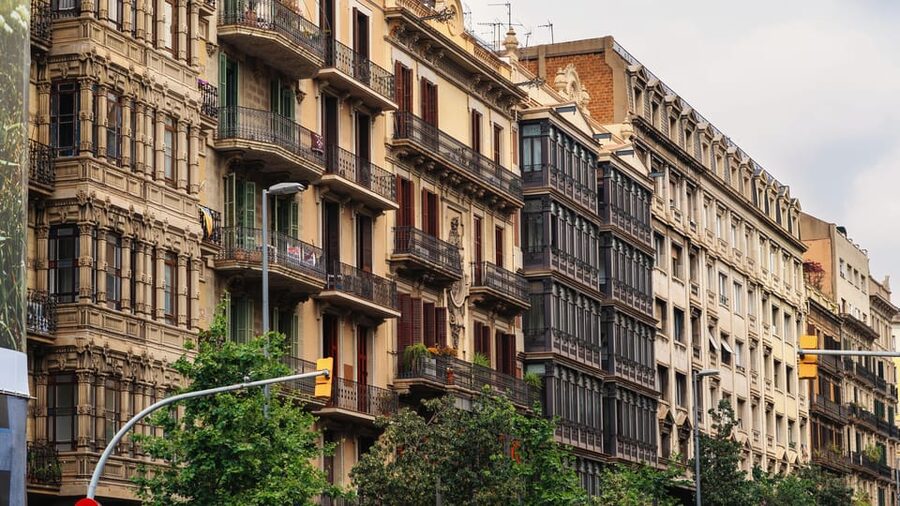 Shore Excursion of Barcelona - The Gothic Quarter rewards a short walk