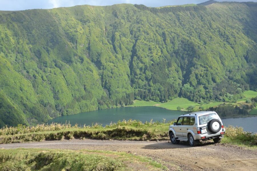 Shore Excursions from Ponta Delgada - Lagoa do Fogo: a blue lake and a hot waterfall