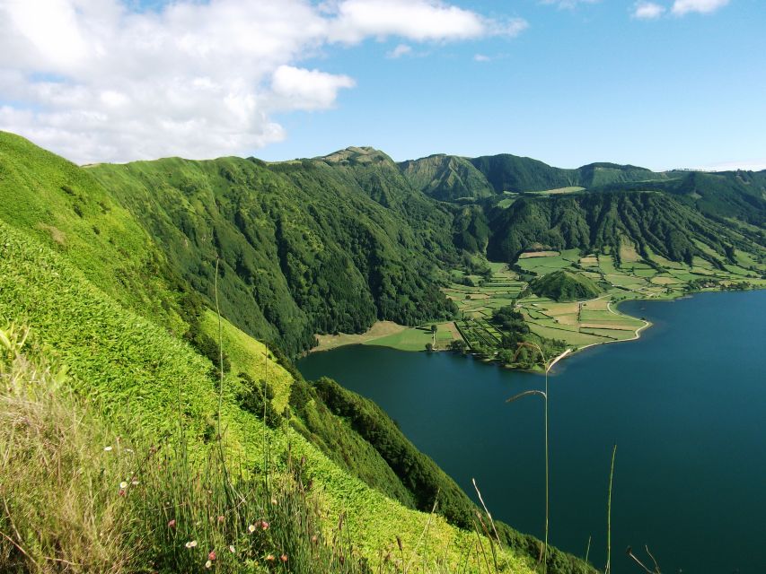 Shore Excursions from Ponta Delgada - What the guide adds to a short shore day