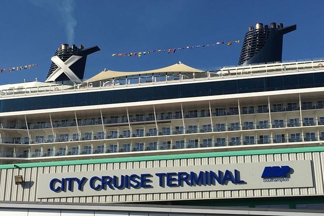 Shuttle Service Southampton Cruise Terminals to Heathrow Airport and London - The minivan ride from Southampton to Heathrow