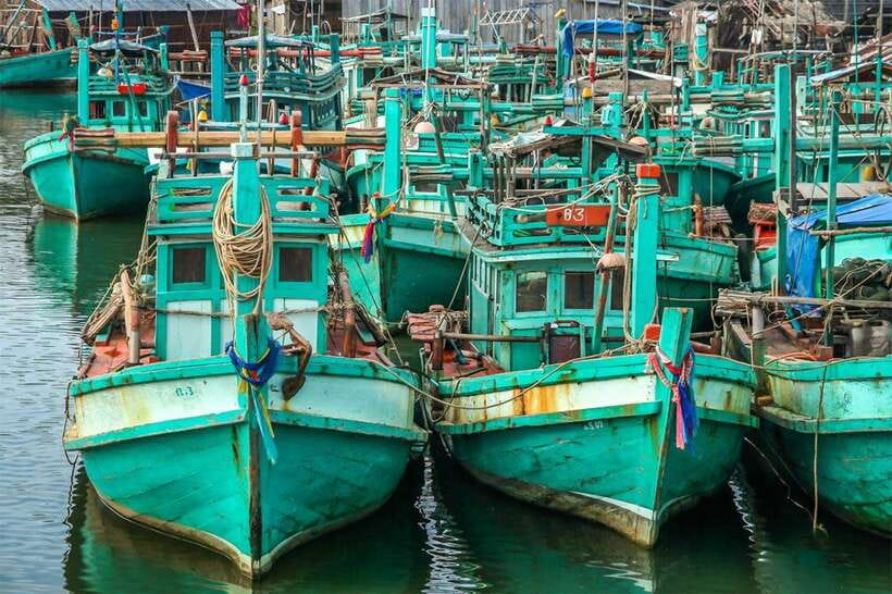 Sihanoukville City Tour for Cruise Passengers with 7 Stops - Wat Krom, a calm stop above the city
