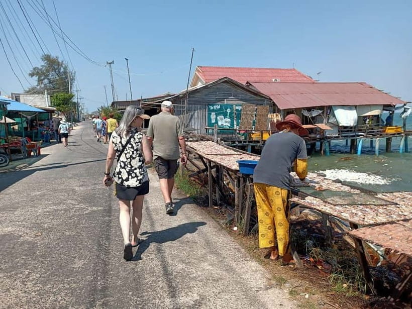 Sihanoukville: Group Shore Excursion from Cruise Port - Seeing Cambodia through Phsar Leu Market