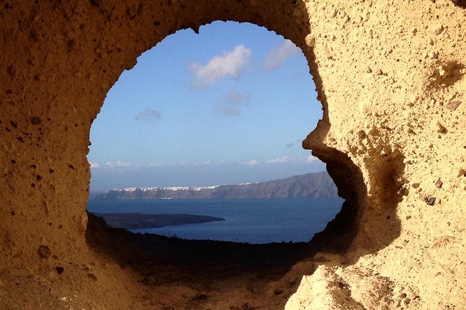 Skip Gondola Shore Excursion: No Cable Car, Water Taxi Provided! - Perivolos Beach: black sand and time to pause