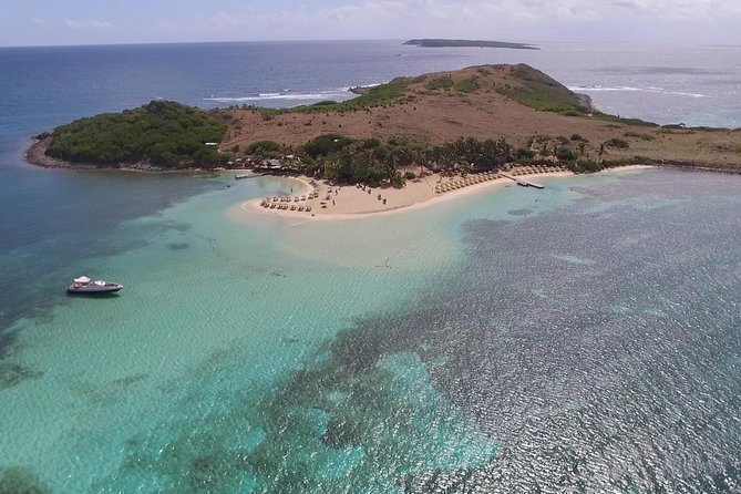 Speed Boat & Snorkeling Tour Pinel & Tintamarre Islands for CRUISE SHIP GUESTS - Pinel Island for a Beach Lunch