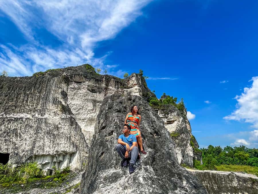 Surabaya Shore Excursions: 6–8 Hour Surabaya/Trowulan/Madura - Sanggar Agung Temple and the seaside finish