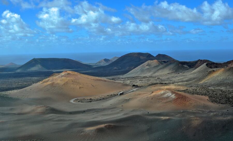 Timanfaya And El Golfo For Cruise Passengers (Mornings) - La Geria’s clever volcanic vineyards