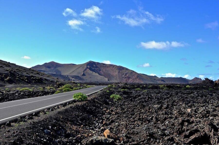 Timanfaya And El Golfo For Cruise Passengers (Mornings) - El Golfo and the Green Lagoon