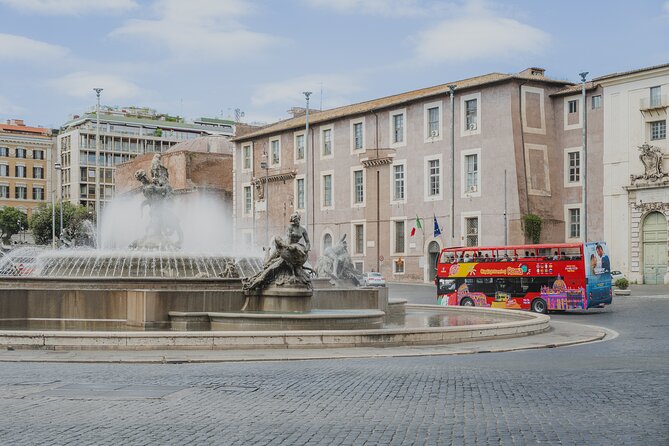 Top of Rome Experience: Shore Excursion from Civitavecchia - Finding the bus at Civitavecchia Port
