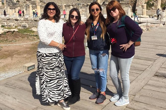 Top-Rated: Ephesus & Artemis Tour for Cruisers WITH ENTRY TICKETS - Lunch, local food, and the shopping question