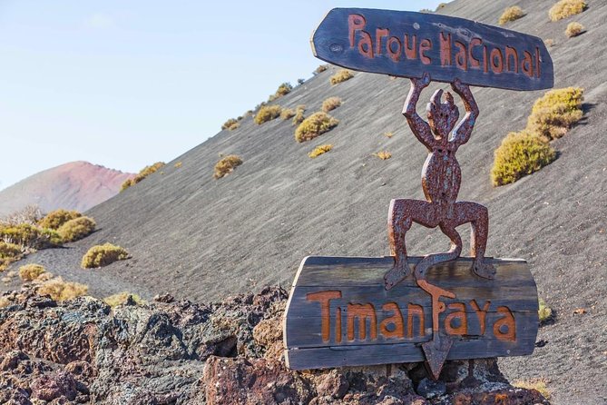 Tour to Timanfaya, La Geria and Laguna Verde for cruise passengers - What makes this Lanzarote tour worth considering