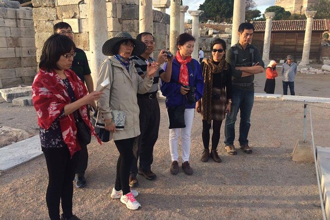 Traveler's choice: Ephesus, Terrace House Tour WITH TICKETS - Meeting your guide at Kuşadası Port