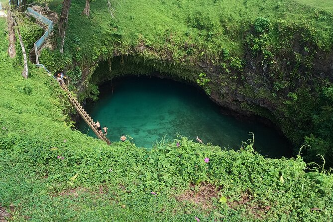 Ultimate Upolu Highlights Tour – Apia Cruise Ship Shore Excursion - Shawn and Janette keep the day personal
