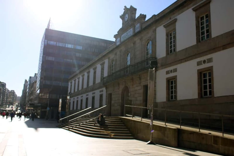 VIGO: Guided Walking Tour for Cruise Ship Passengers - Praza Porta do Sol and Vigo’s city rhythm