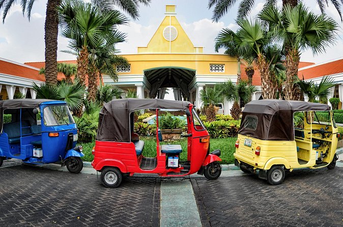 Willemstad Shore Excursion: - The two-person rule matters